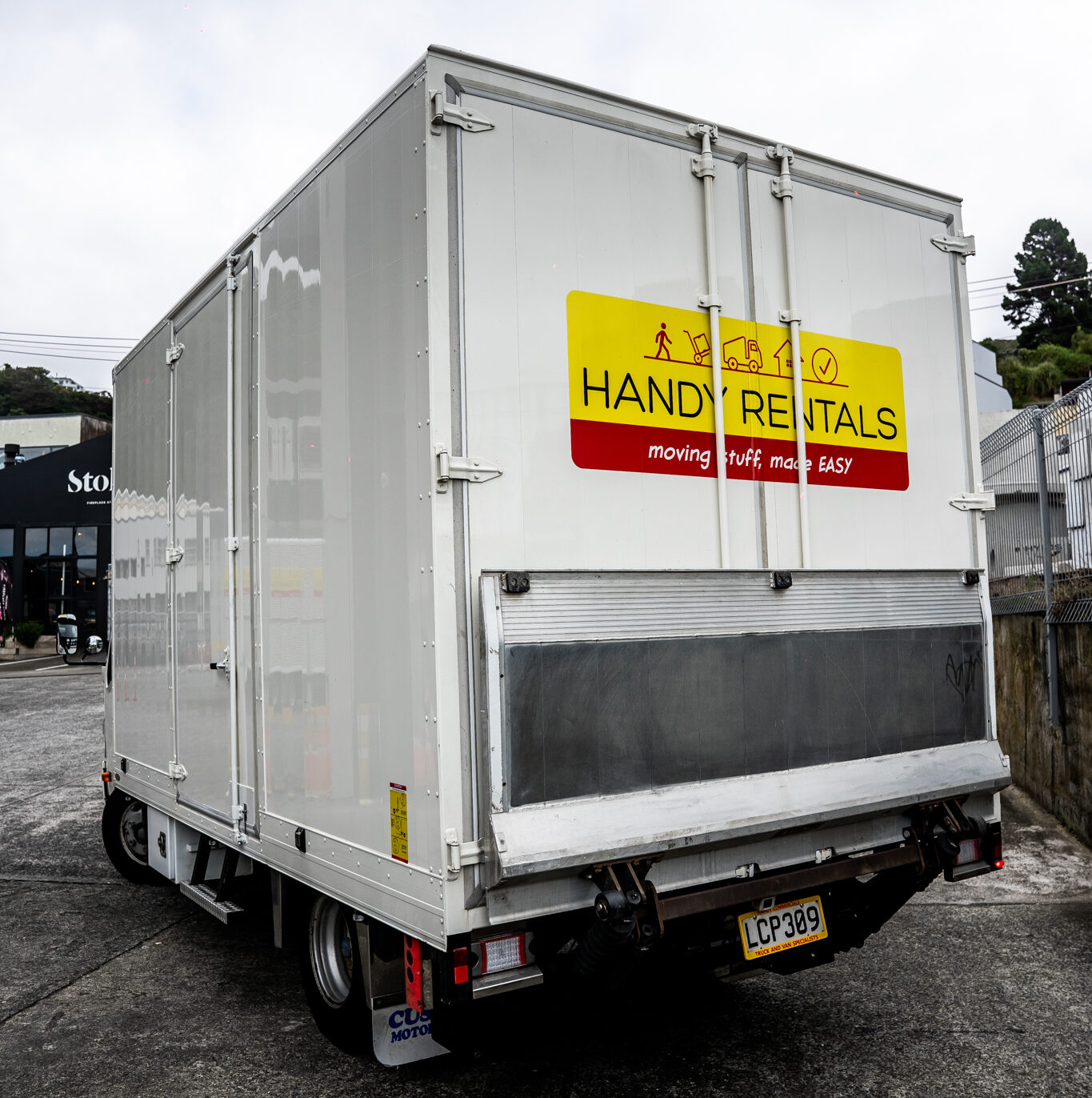 large_truck_rear_business_hire